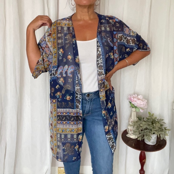 NAIF Tops - NAÏF Boho Style Women’s Open Front Blue Paisley Kimono Size Medium